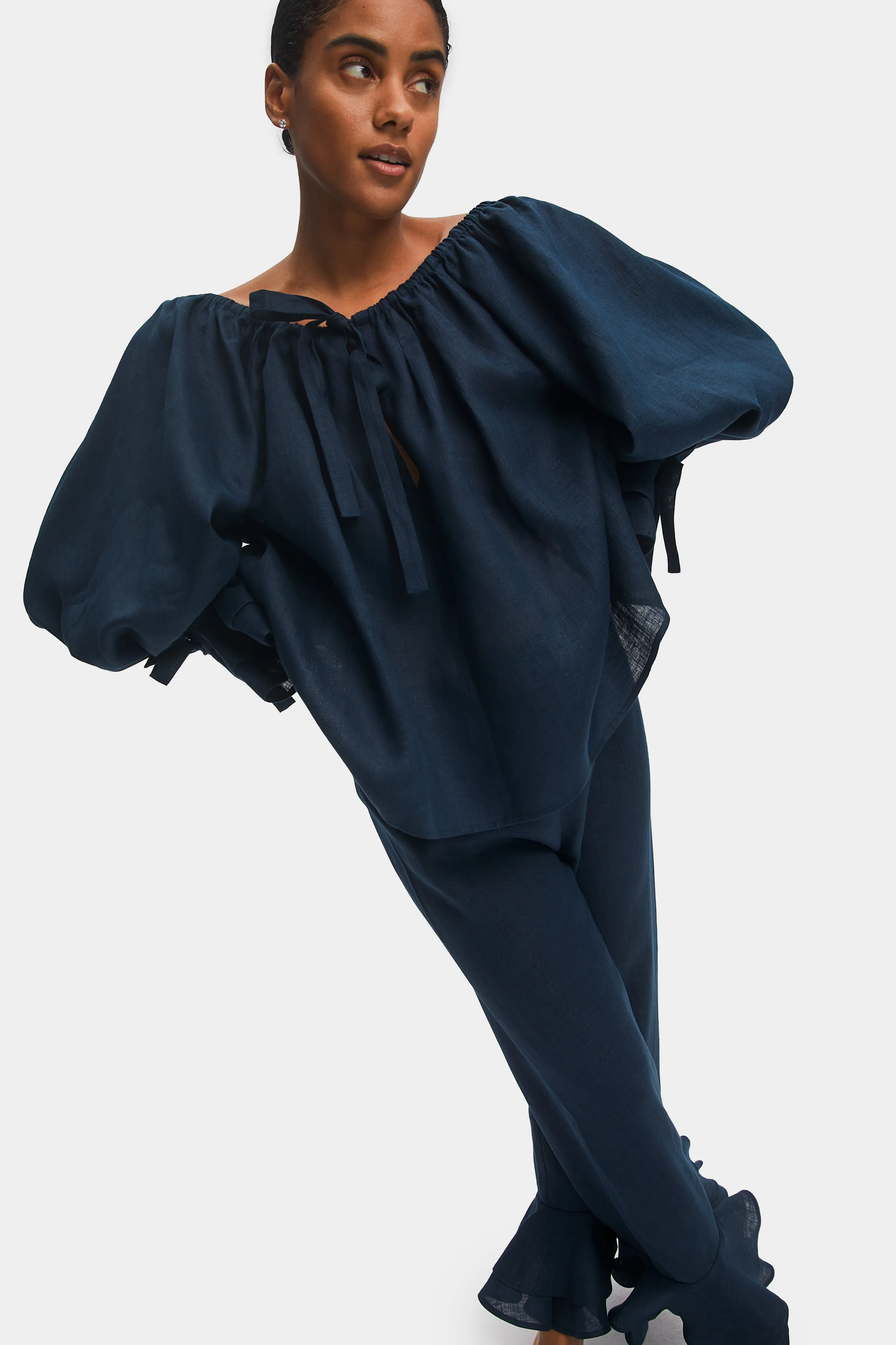 Cha-Cha Linen Lounge Set in Navy